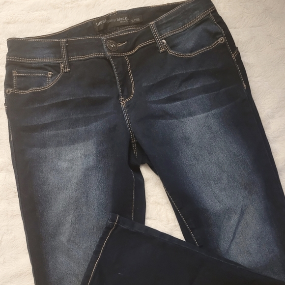 Rue21 Navy Blue Butt Lifting Skinny Jeans - Picture 1 of 5